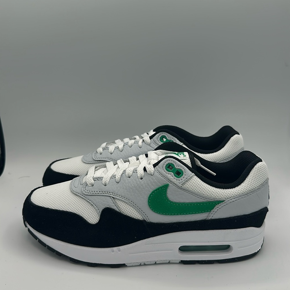 Air Max 1 “Black Stadium Green”